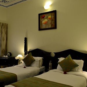 Premium Suite